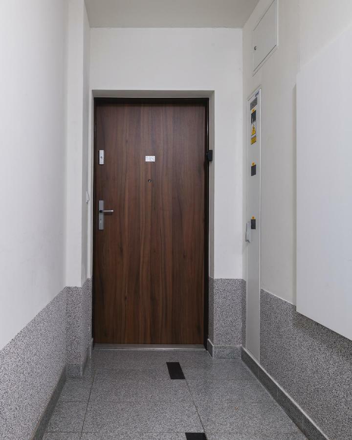 P&O Serviced Apartments Wawrzyszewska Варшава Екстер'єр фото